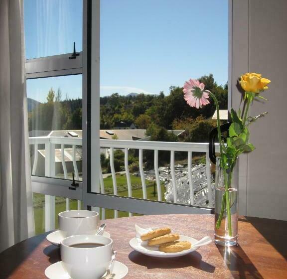 استودیوی لوکس, Lake Wanaka Lodge