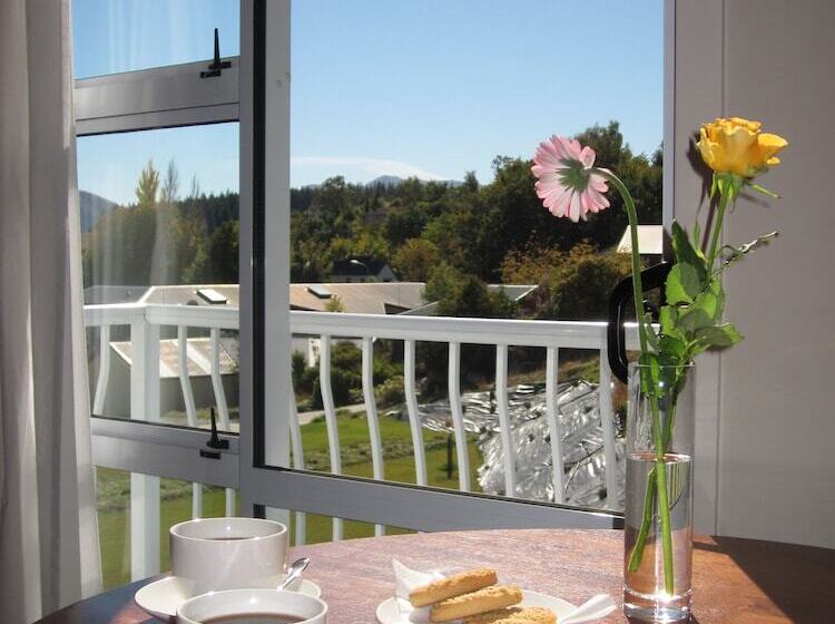 استودیوی لوکس, Lake Wanaka Lodge