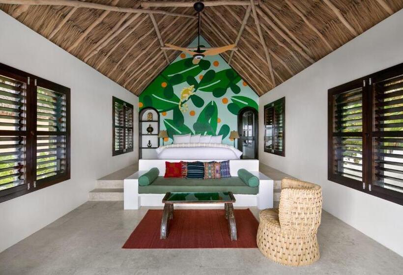 اتاق لوکس با تخت بزرگ, Matachica Beach Resort And Spa