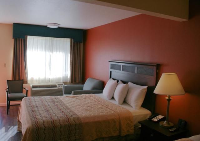 اتاق استاندارد, Valley Oaks Inn Woodland