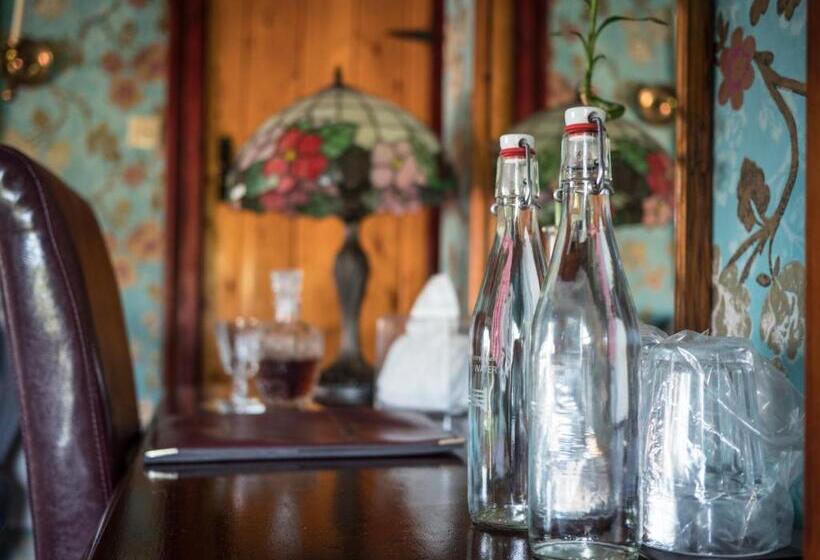 Standard Room, Ash Farm Country House