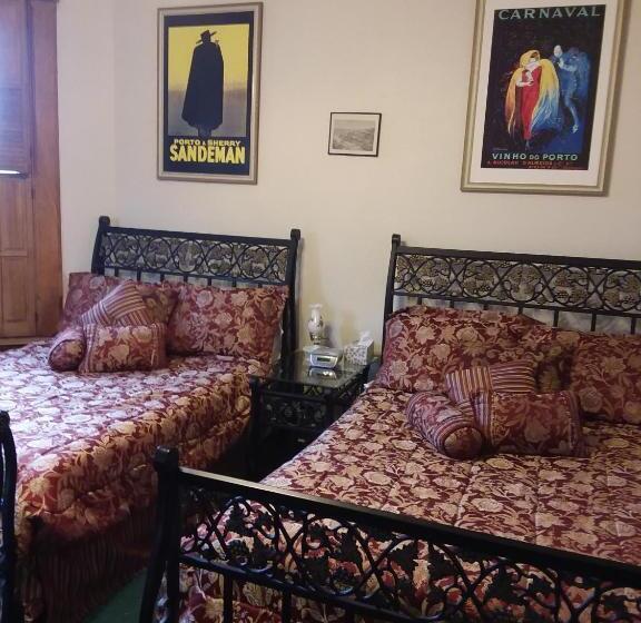 اتاق استاندارد چهار تخته, Inn Port Guesthouse