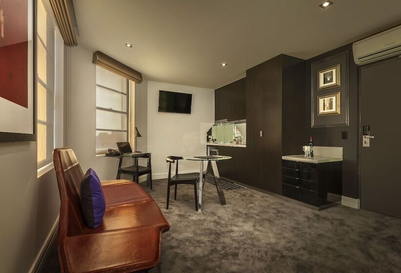 Executive Studio, Quest East Melbourne