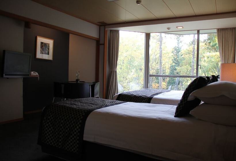 Standard Triple Room, The Ridge Hakuba Hotel & Apartments