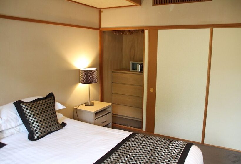 اتاق استاندارد تودرتو, The Ridge Hotel & Apartments