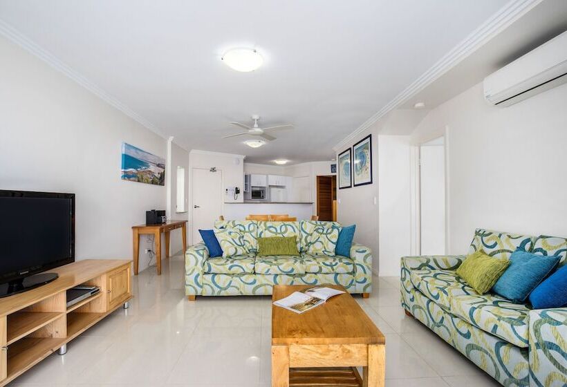 2 Bedroom Penthouse Apartment, Watermark Resort Caloundra