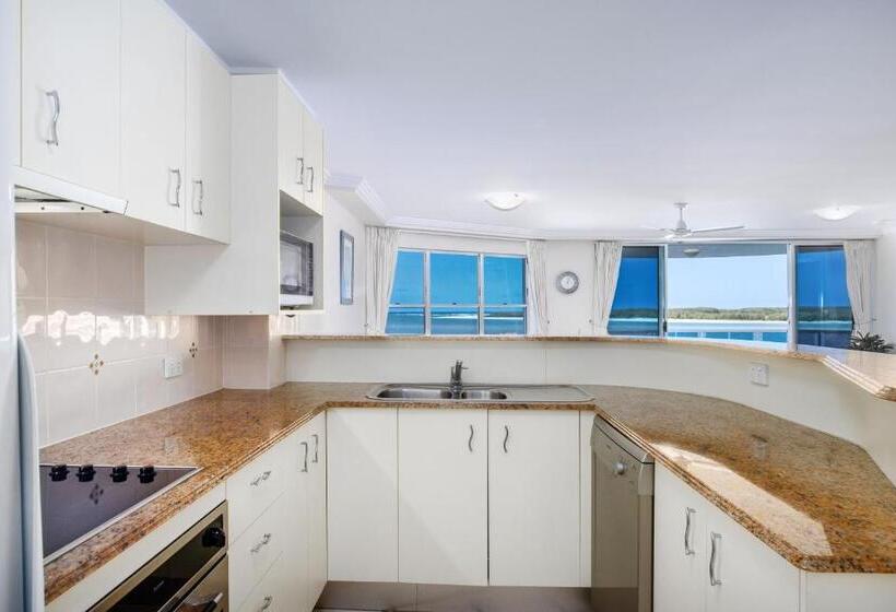 2 Bedroom Deluxe Apartment, Watermark Resort Caloundra