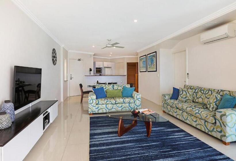 2 Bedroom Penthouse Apartment, Watermark Resort Caloundra