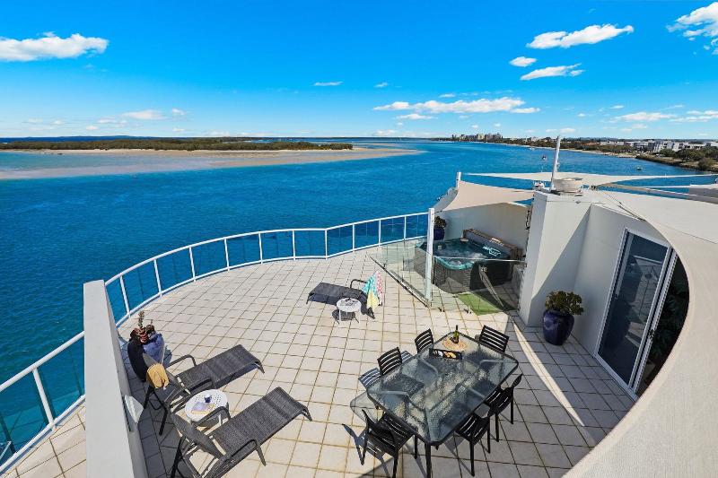 1 Bedroom Penthouse Apartment, Watermark Resort Caloundra