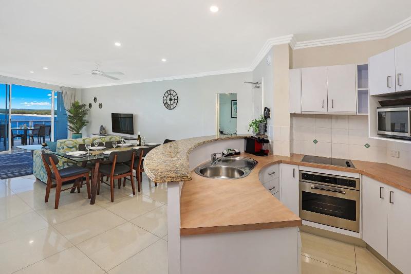 1 Bedroom Penthouse Apartment, Watermark Resort Caloundra
