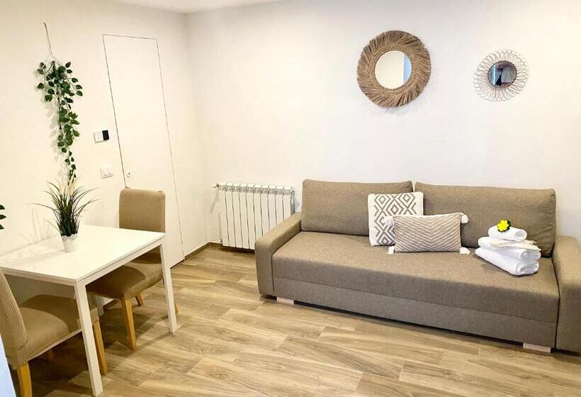 اتاق استاندارد با وان آب گرم, Stella Marina Luxury