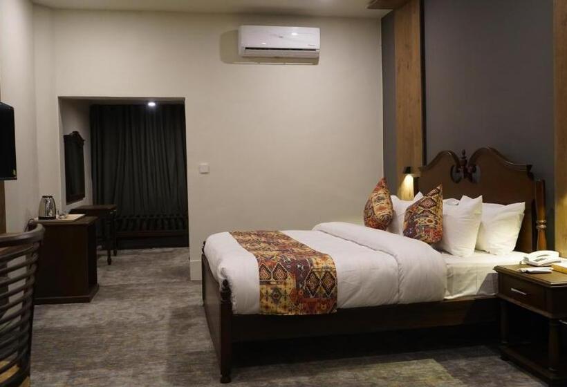 سوییت اجرایی, Destination Heritage Peshawar