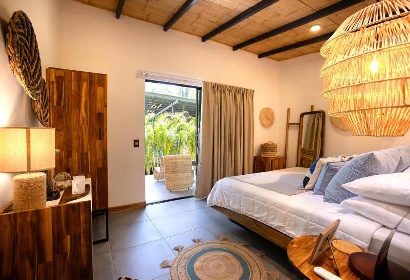 سوییت لوکس, Exôtico Beach & Rooms