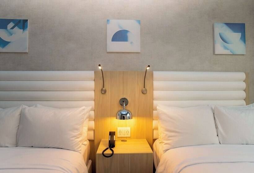 اتاق استاندارد با 2 تخت دوبل, Hampton By Hilton Quito La Carolina Park