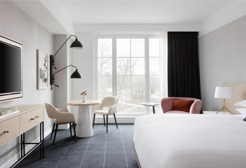 اتاق پریمیوم با بالکن, Kimpton   The Forum Hotel, An Ihg