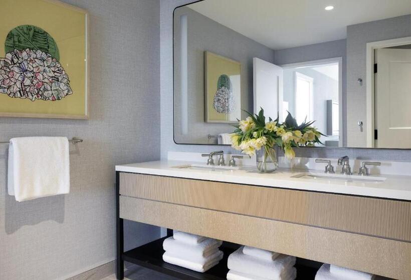 استودیو استاندارد با تخت کینگ, Kimpton   The Forum Hotel, An Ihg
