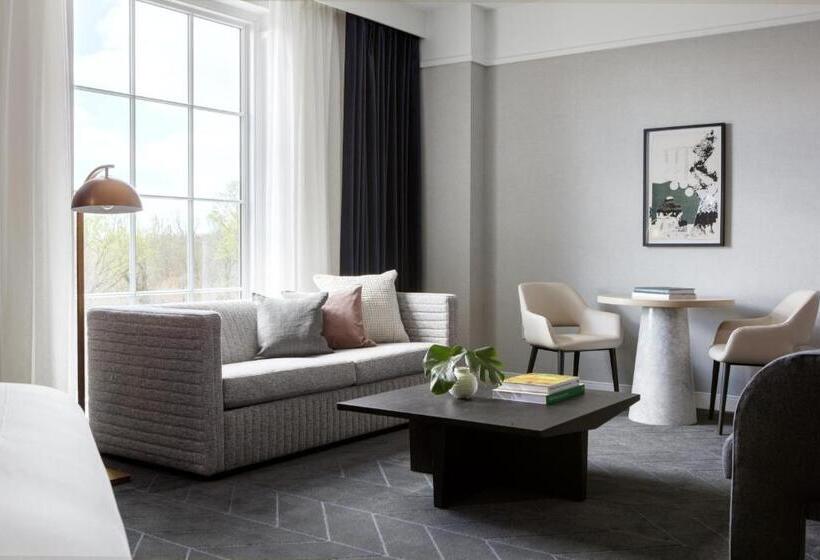 استودیو استاندارد با تخت کینگ, Kimpton   The Forum Hotel, An Ihg