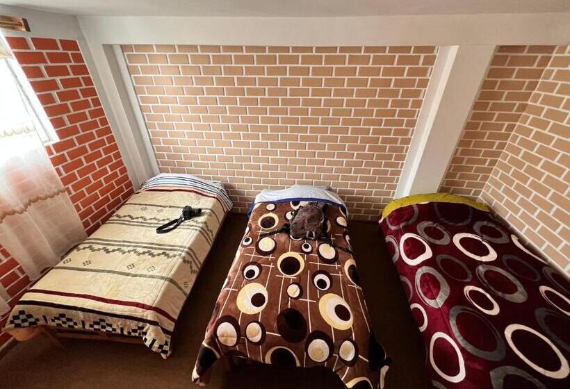 اتاق استاندارد سه نفره, Tony Montaña B&b