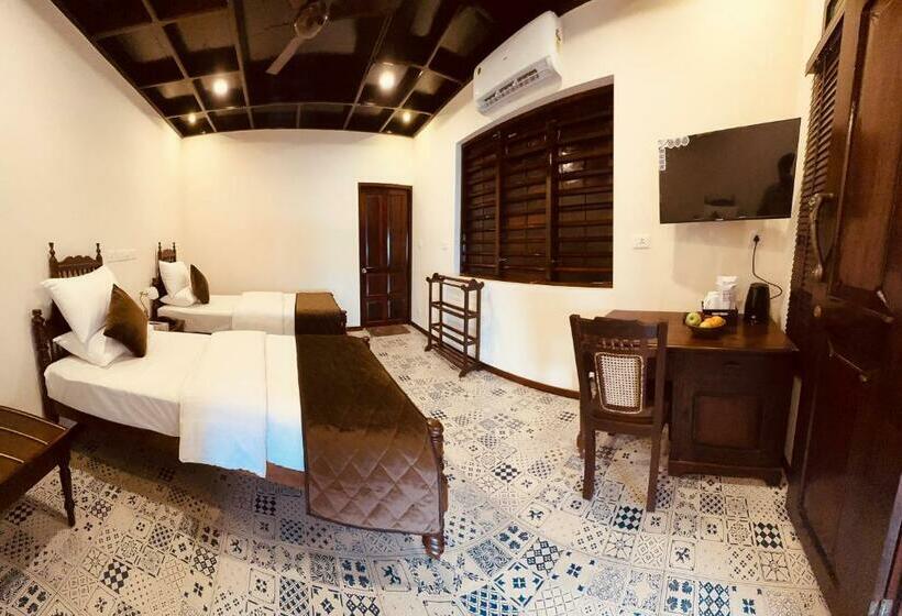 اتاق لوکس, Cherai Lake Resort