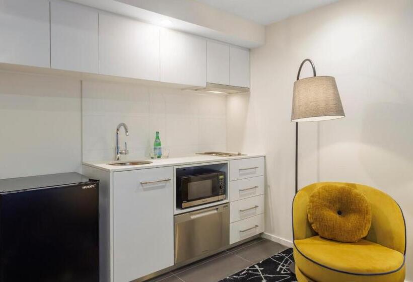 استودیو استاندارد با تخت کینگ, Oaks Melbourne St Kilda Road