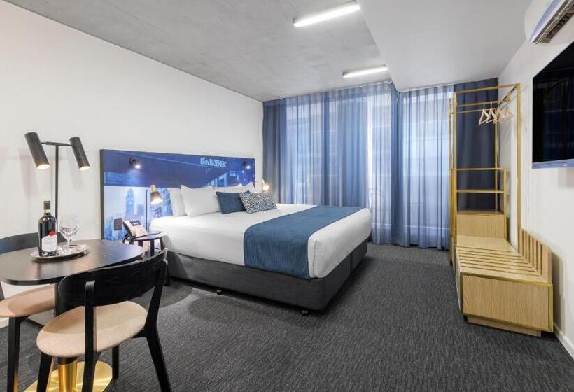 آپارتمان 2 خوابه با بالکن, Oaks Melbourne St Kilda Road