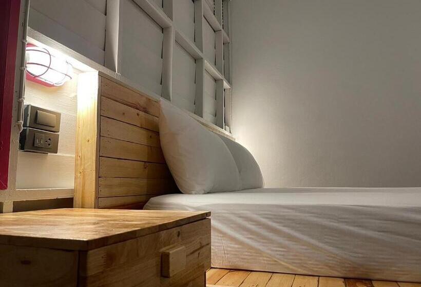 اتاق استاندارد با چشم‌انداز استخر, Slumber Resort Koh Chang
