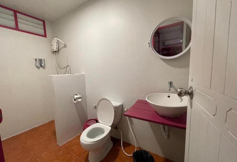 اتاق استاندارد با چشم‌انداز استخر, Slumber Resort Koh Chang