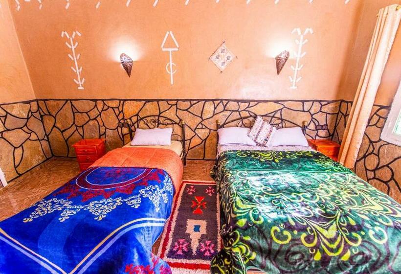 اتاق استاندارد سه نفره, Riad Lalla