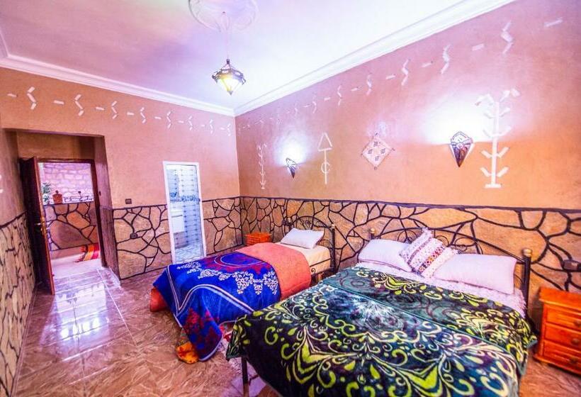 اتاق استاندارد سه نفره, Riad Lalla