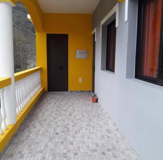 اتاق خانوادگی, Casa Familiar Pôr Do Sol