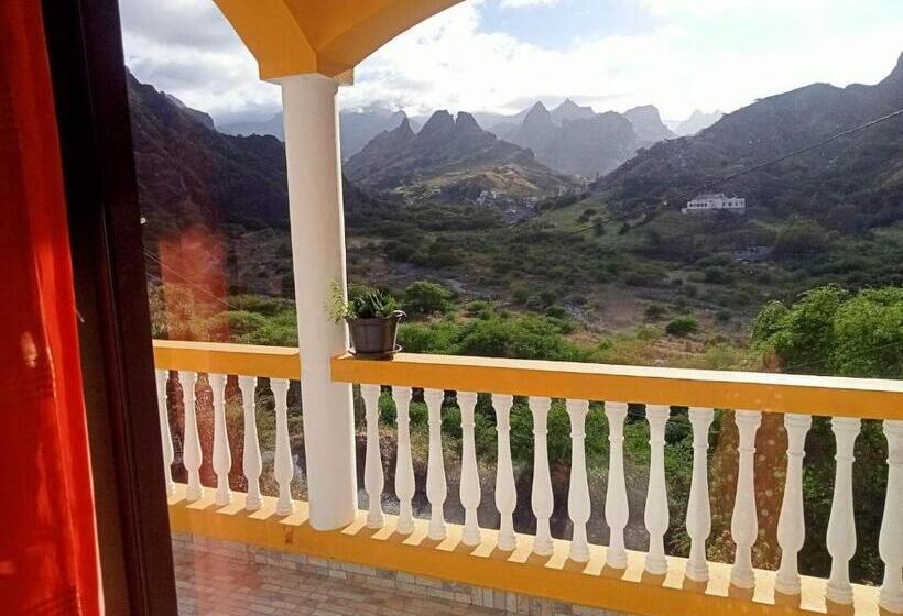 اتاق لوکس خانوادگی, Casa Familiar Pôr Do Sol