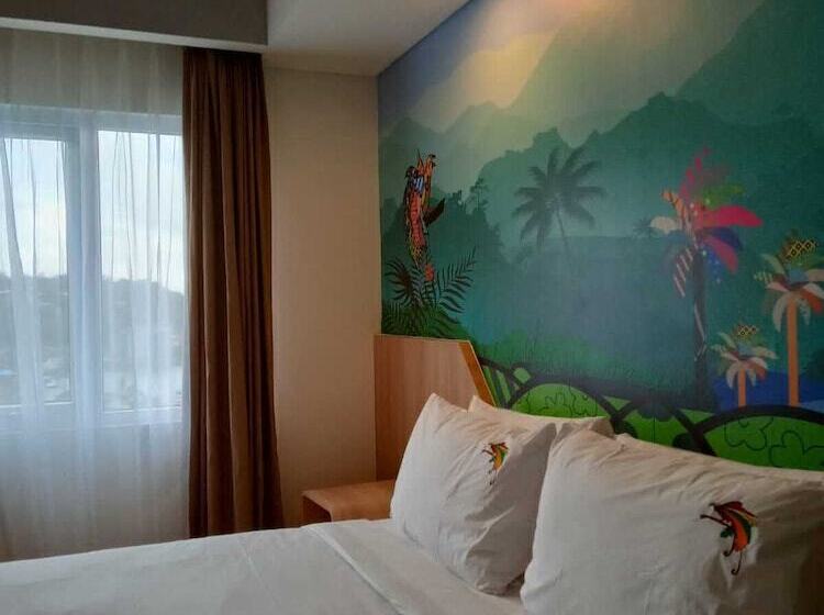اتاق لوکس, Maxonehotels At Jayapura