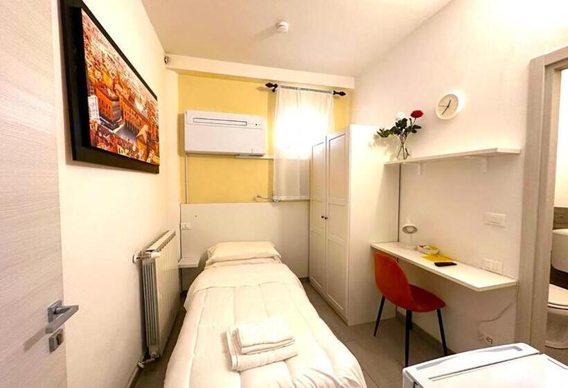 اتاق استاندارد یک نفره, A San Lazzaro Rooms