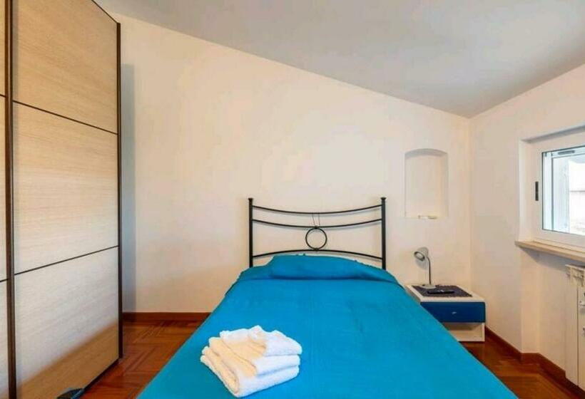 اتاق استاندارد با سرویس بهداشتی مشترک, Casa Mary