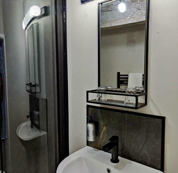 اتاق استاندارد با تخت بزرگ, Plas Dolguog