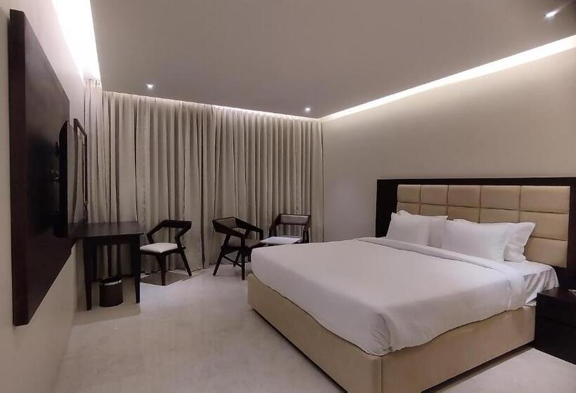 اتاق لوکس, Mayur Belgaum Presidency Hotel & Spa   10 Kms From Belgaum Airport Ixg