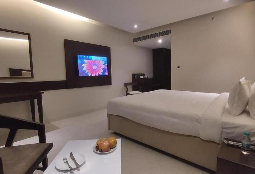 اتاق لوکس, Mayur Belgaum Presidency Hotel & Spa   10 Kms From Belgaum Airport Ixg