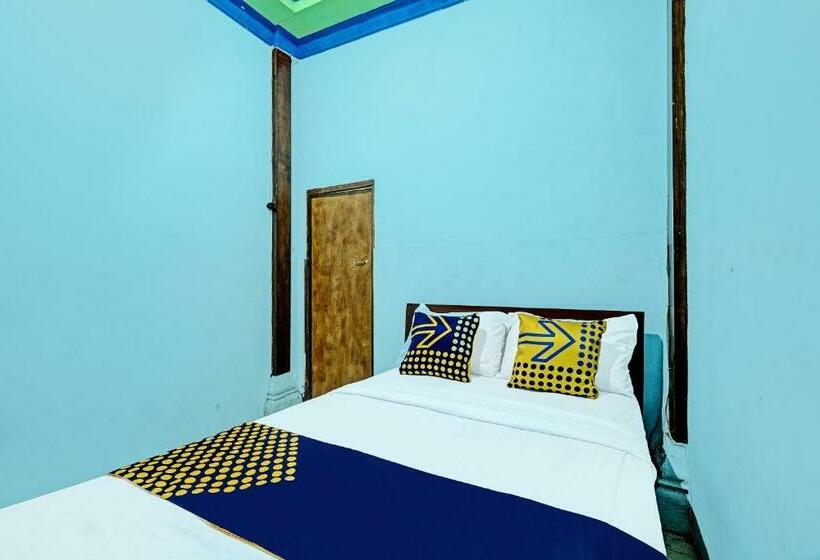 اتاق اکونومی, Spot On 91916 Joglo Doyong Homestay Syariah
