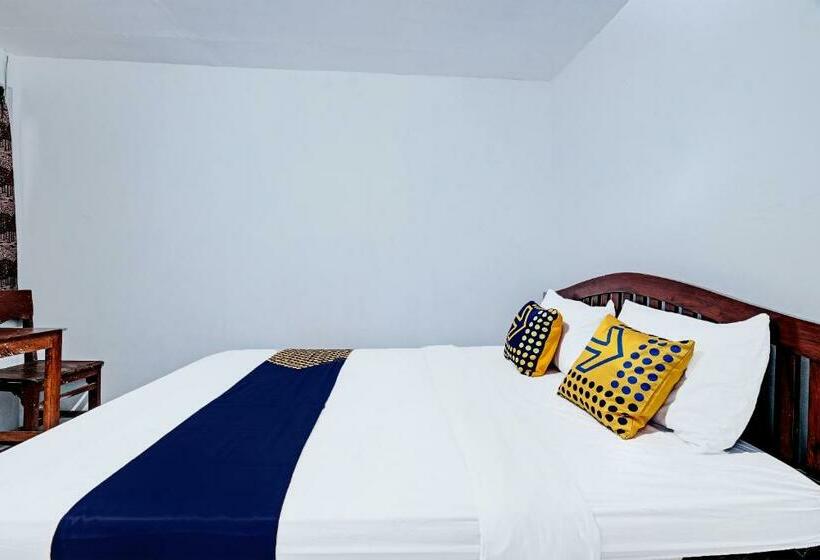 اتاق استاندارد, Spot On 91916 Joglo Doyong Homestay Syariah