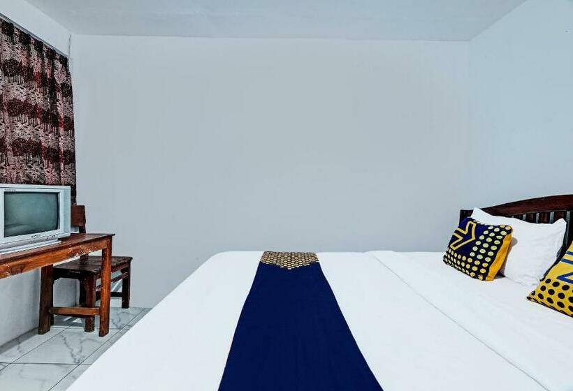 اتاق استاندارد, Spot On 91916 Joglo Doyong Homestay Syariah