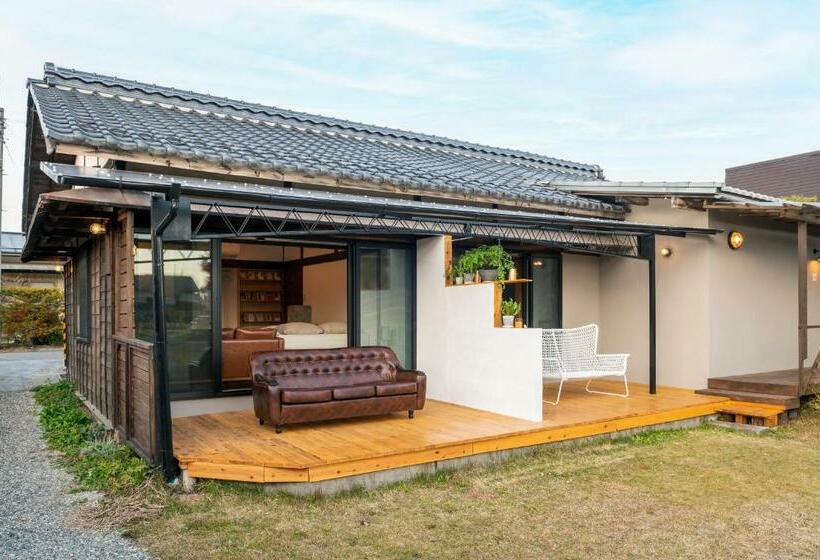 اتاق لوکس با بالکن, 深々 Books&stay シンシンブックスアンドステイ