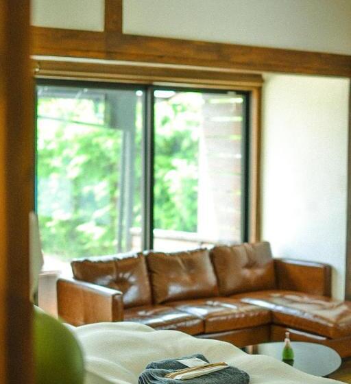 اتاق لوکس با بالکن, 深々 Books&stay シンシンブックスアンドステイ