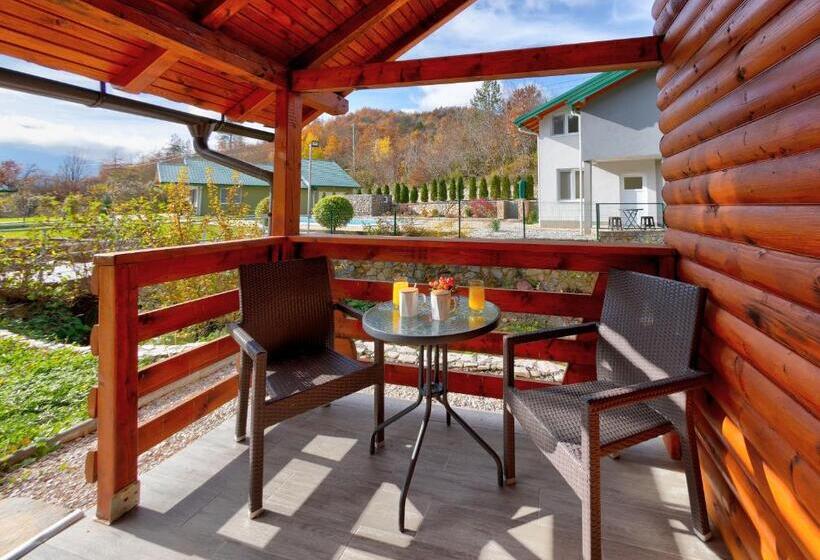 اتاق استاندارد, Forest Lodges