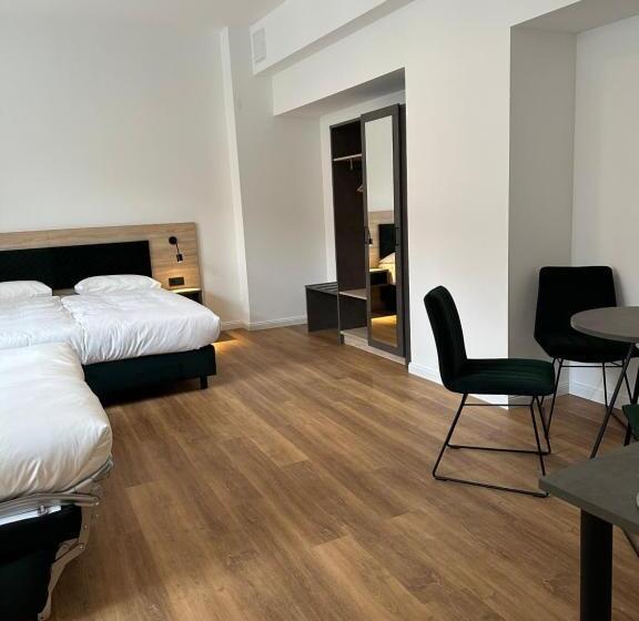 اتاق سوپریور چهار تخته, Hopfenhotel Am Adenauerufer