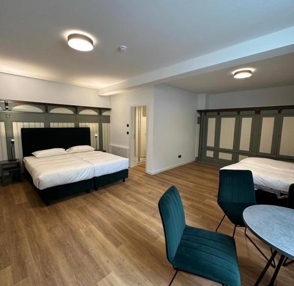 اتاق سوپریور چهار تخته, Hopfenhotel Am Adenauerufer