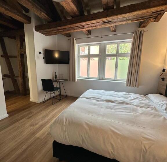 اتاق لوکس سه تخته, Hopfenhotel Am Adenauerufer
