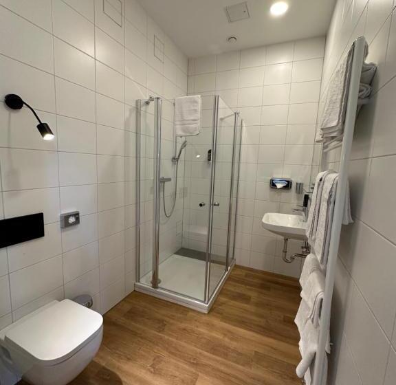 اتاق سوپریور چهار تخته, Hopfenhotel Am Adenauerufer