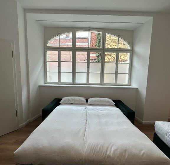 اتاق سوپریور چهار تخته, Hopfenhotel Am Adenauerufer
