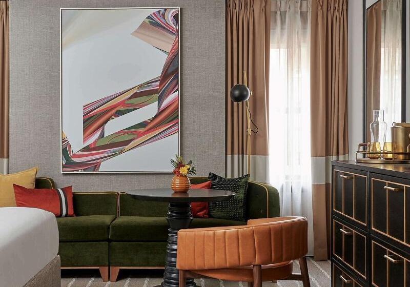 سوئیت با تخت بزرگ, 21c Museum Hotel St Louis