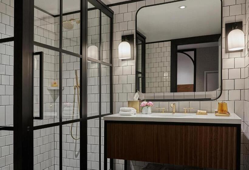 اتاق استاندارد با تخت‌های تاشو, 21c Museum Hotel St Louis